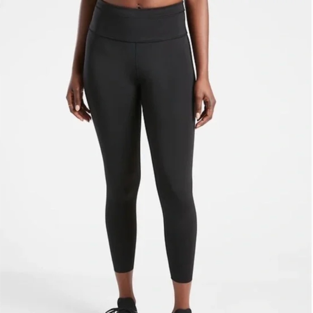 Athleta Accelerate 7/8 Black Tights - Large